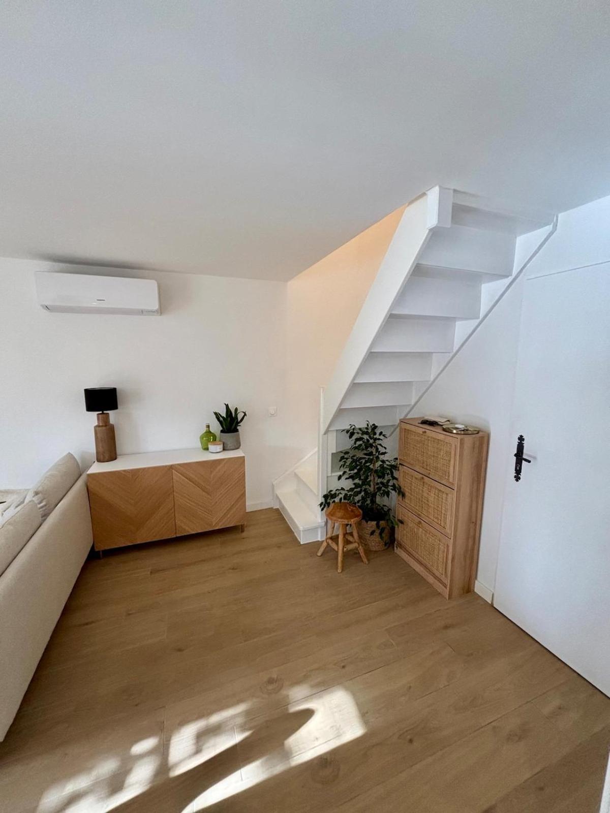 Bastidon Paisible Dans Residence Avec Piscine Frejus Luaran gambar