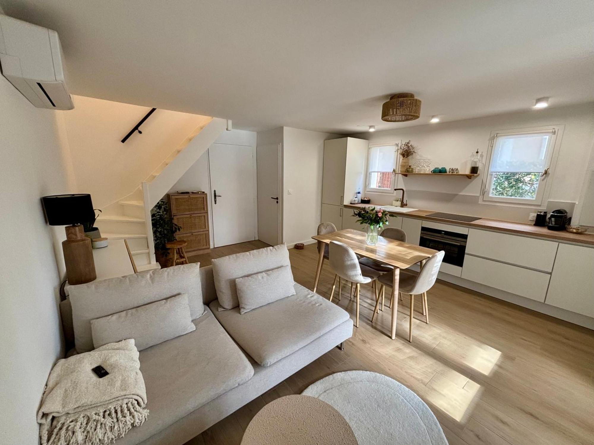 Bastidon Paisible Dans Residence Avec Piscine Frejus Luaran gambar