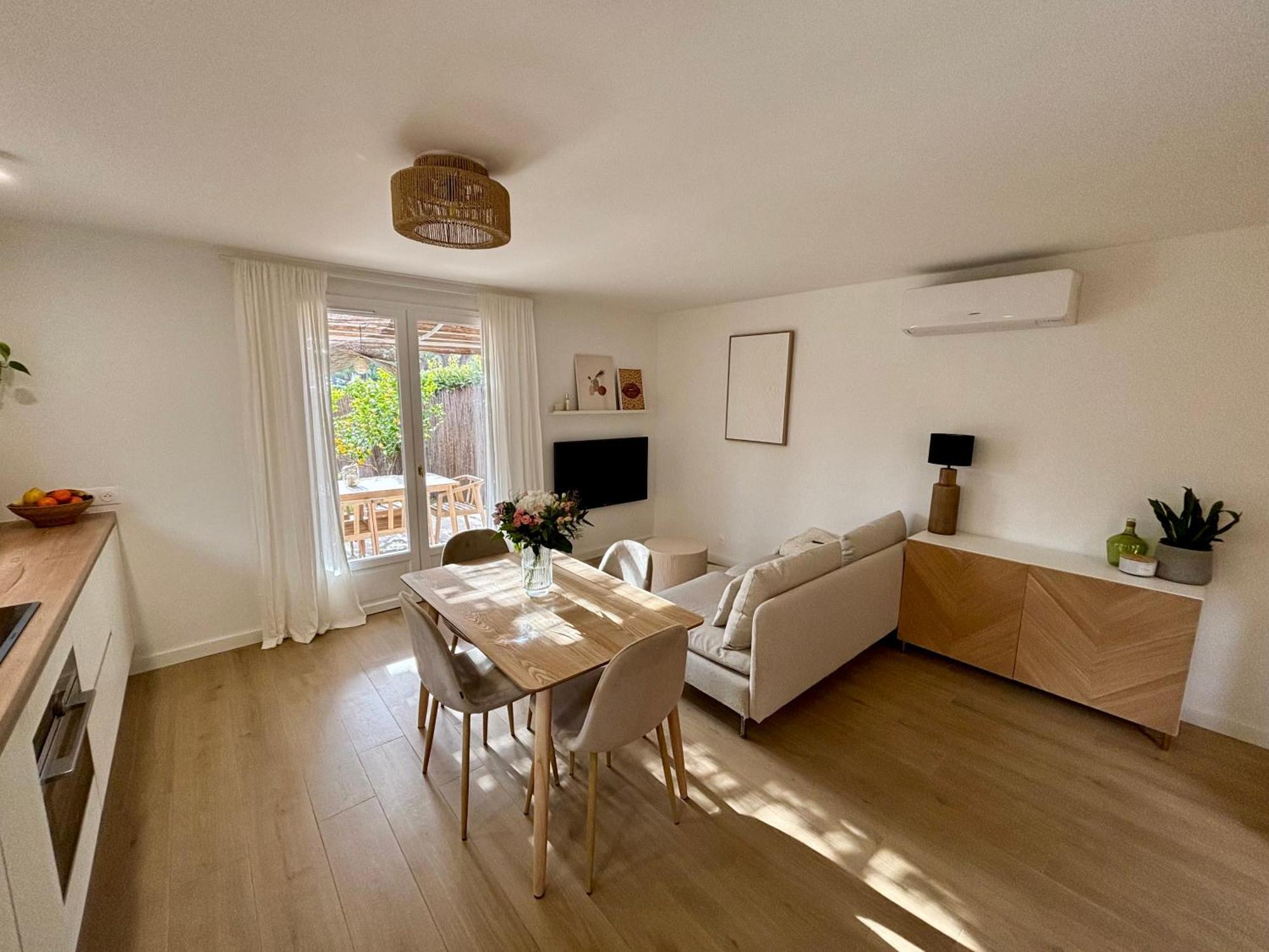 Bastidon Paisible Dans Residence Avec Piscine Frejus Luaran gambar